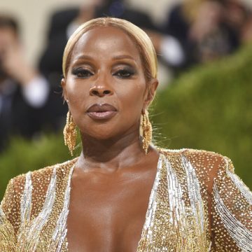 Mary J Blige Strikes Production Deal With BET