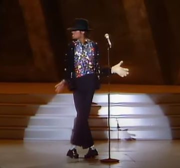 Michael Jackson’s Black Fedora Sold At Auction