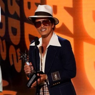 MGM Grand Releases Statement Bruno Mars Has No Gambling Debt