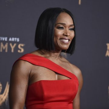 Angela Bassett Says Black Panther 2 Will Be Better Than the First One