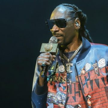 Snoop Dogg Reveals He Charges $250K for a Guest Verse