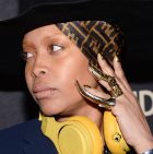 Erykah Badu got pulled over by Dallas police while driving
