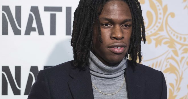 Daniel Caesar is apologizing for offending people on social media