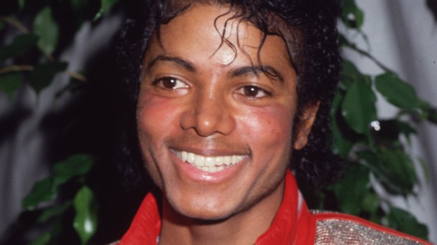 “i’m-not-like-other-guys”:-michael-jackson’s-“thriller”-hits-1-billion-views-on-youtube